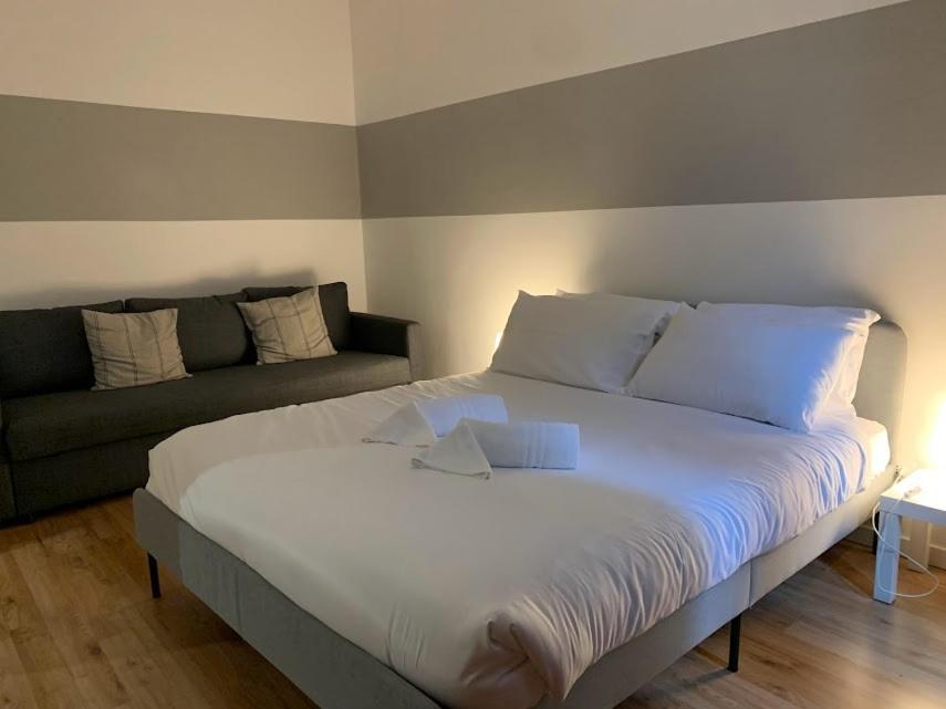Il Tasso Rooms & Apartments Trieste Bagian luar foto